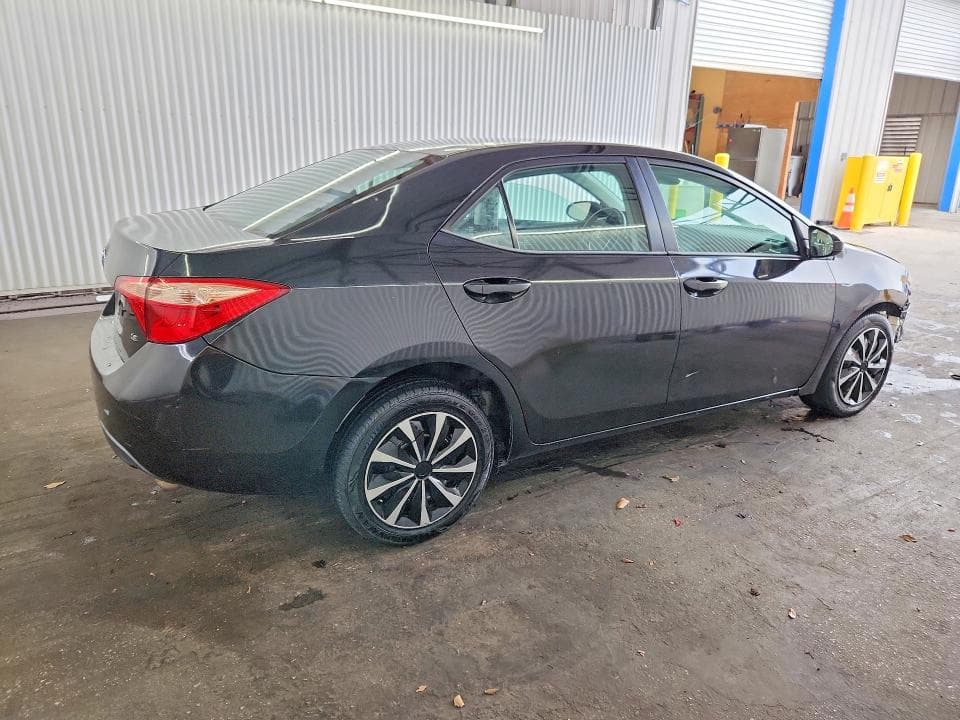 2019 TOYOTA COROLLA LE 3