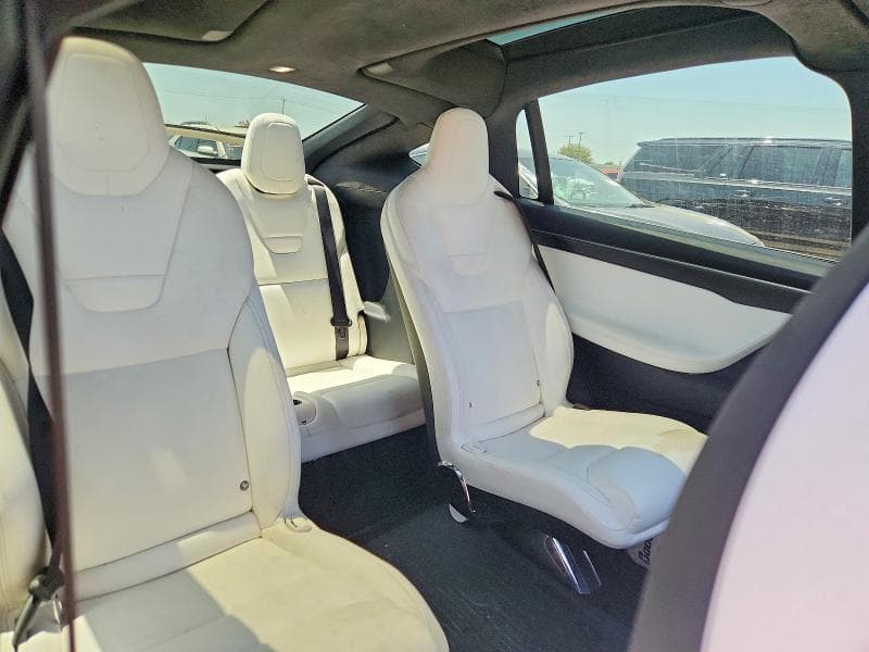 2017 TESLA MODEL X 11