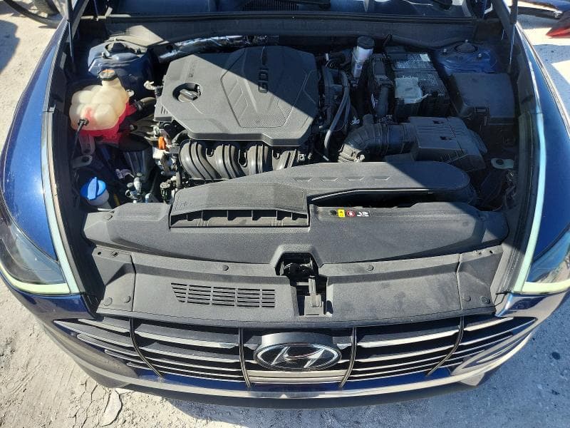 2021 HYUNDAI SONATA SE 11