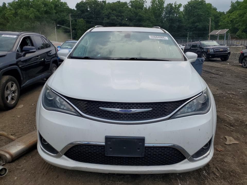 2019 CHRYSLER PACIFICA TOURING L 5