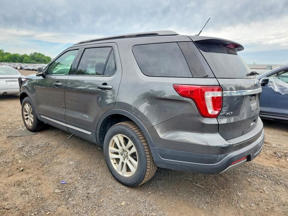 2019 FORD EXPLORER XLT 2