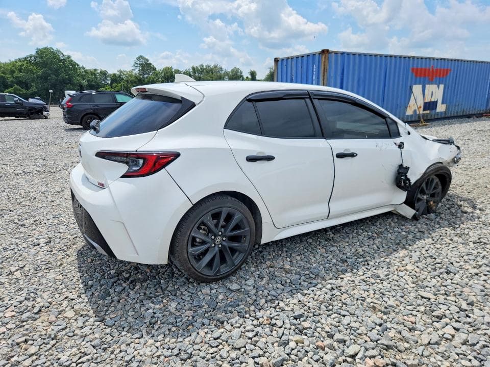 2025 TOYOTA COROLLA XSE 3