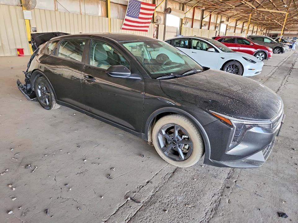 2025 KIA K4 LXS 4