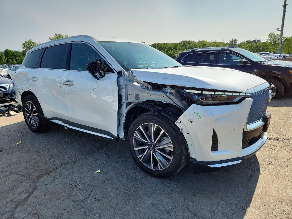 2026 INFINITI QX60 LUXE 4