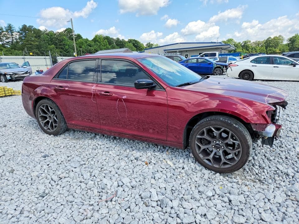 2018 CHRYSLER 300 TOURING 4