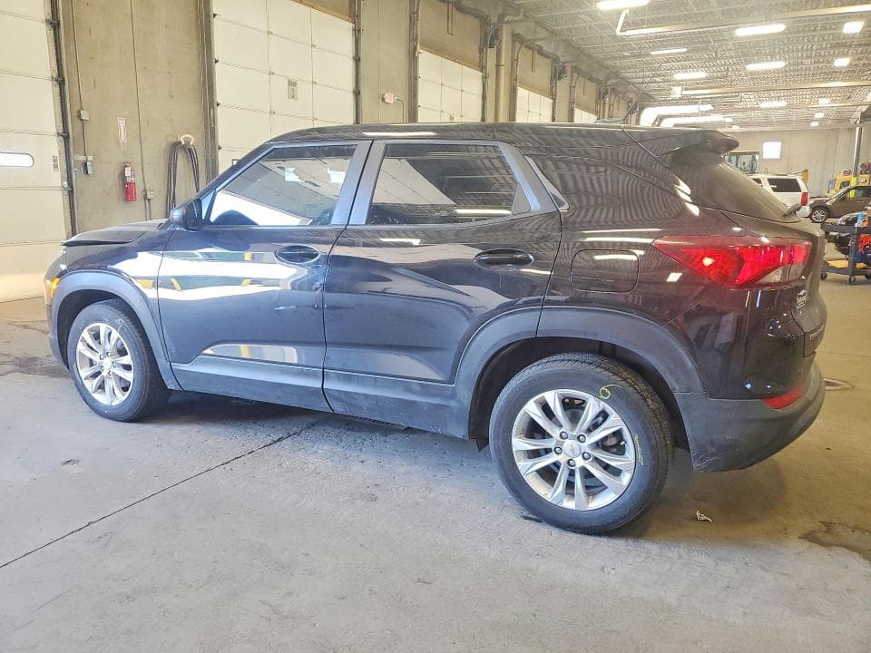 2023 CHEVROLET TRAILBLAZER LS 2