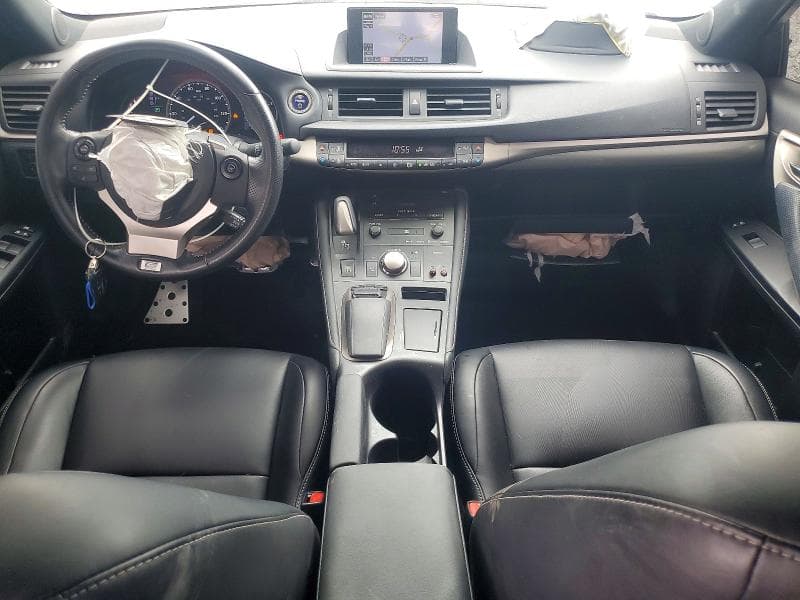 2017 LEXUS CT 200 8