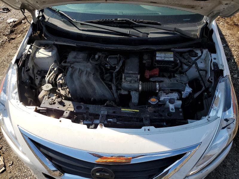 2018 NISSAN VERSA SV 11