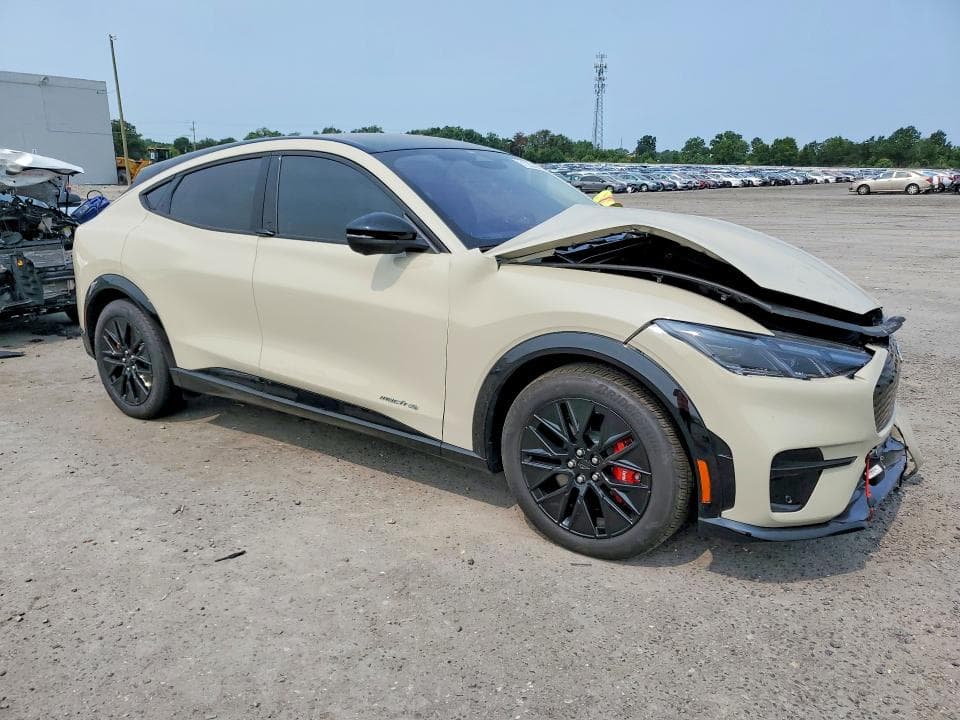 2025 FORD MUSTANG MACH-E PREMIUM 4