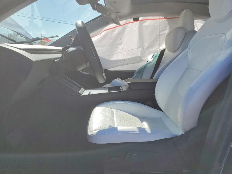 2026 TESLA MODEL Y 7