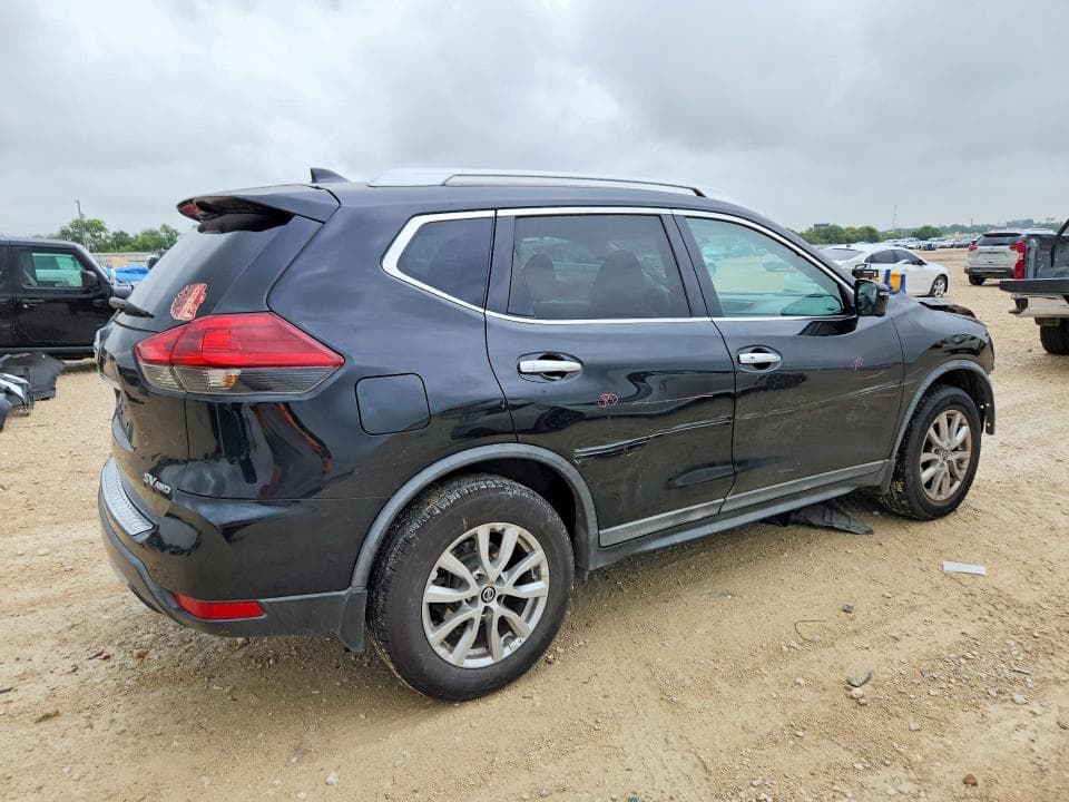 2018 NISSAN ROGUE SV 3