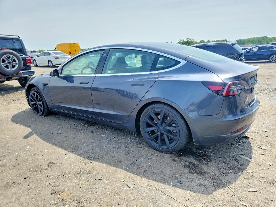 2020 TESLA MODEL 3 2