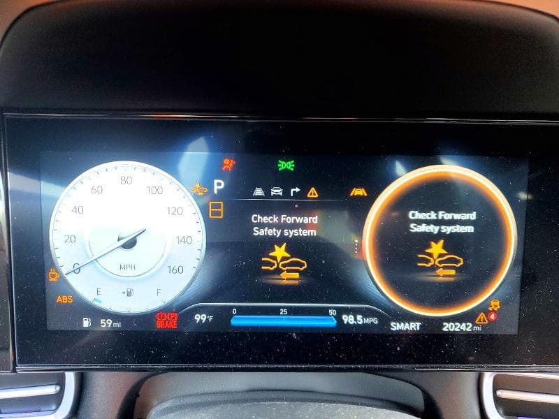 2024 HYUNDAI ELANTRA SEL 9