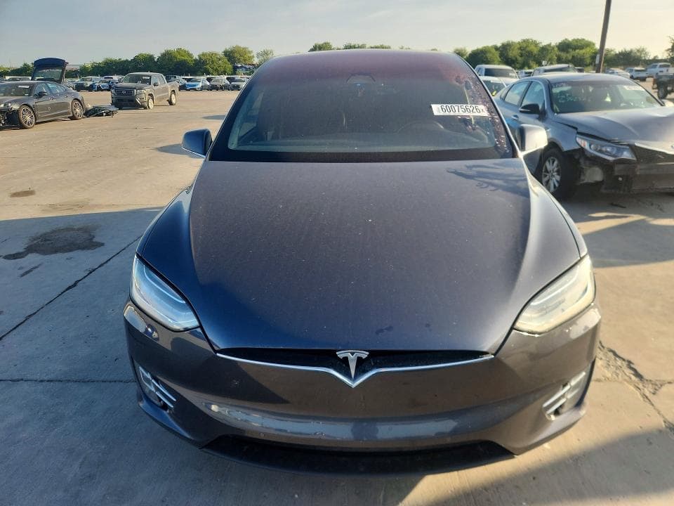 2018 TESLA MODEL X 5