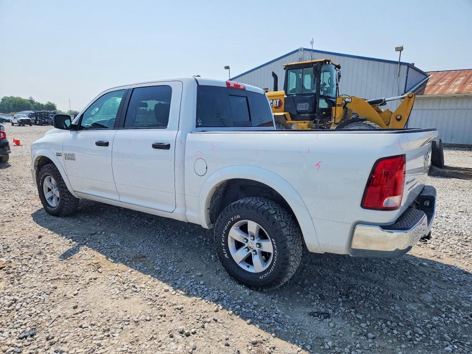 2018 RAM 1500 SLT 2