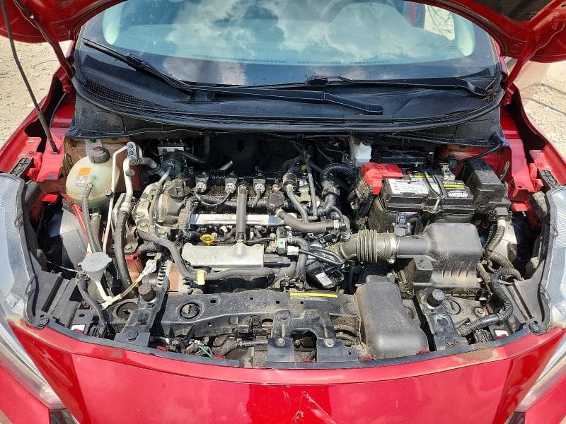 2021 NISSAN VERSA SR 11