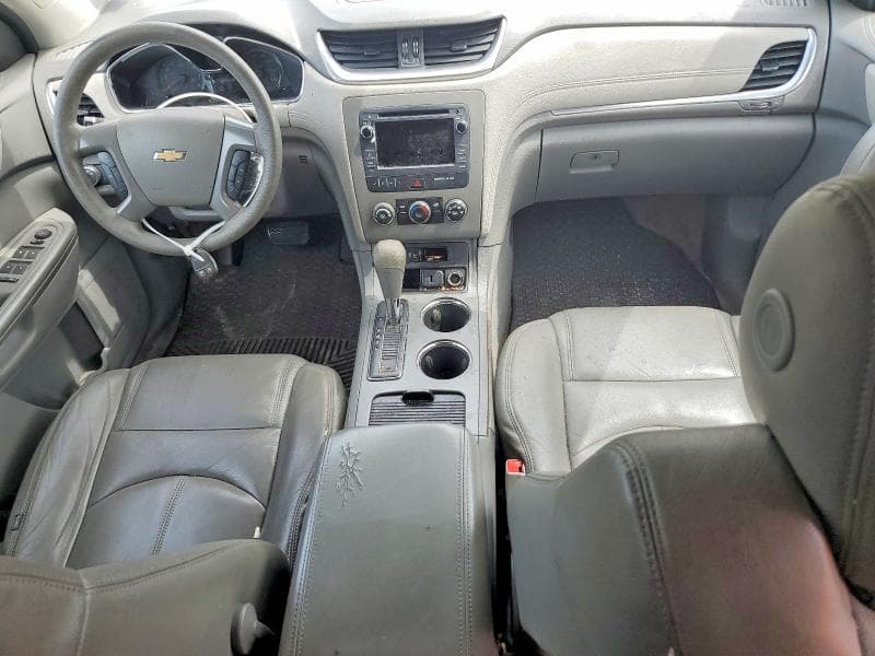 2017 CHEVROLET TRAVERSE LS 8