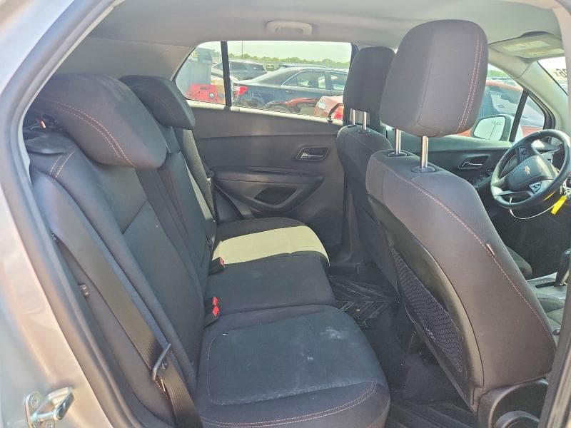 2019 CHEVROLET TRAX LS 10