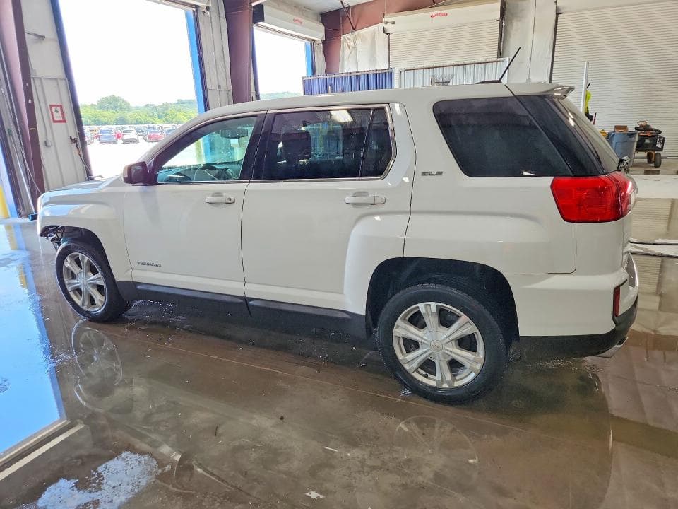 2017 GMC TERRAIN SLE 2