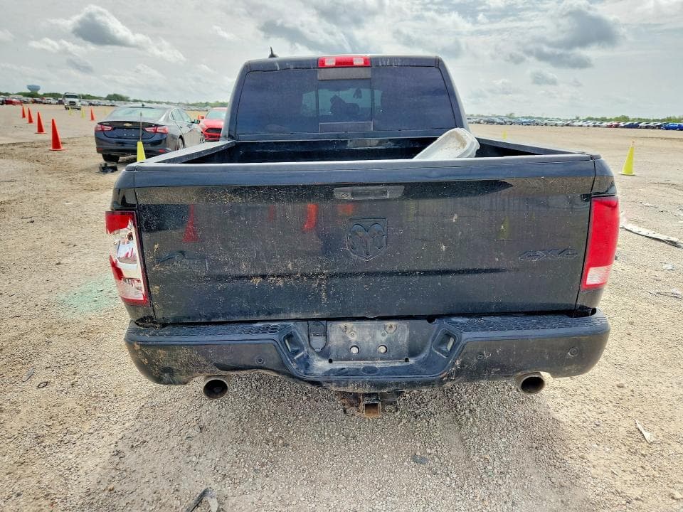 2019 RAM 1500 CLASSIC SLT 6