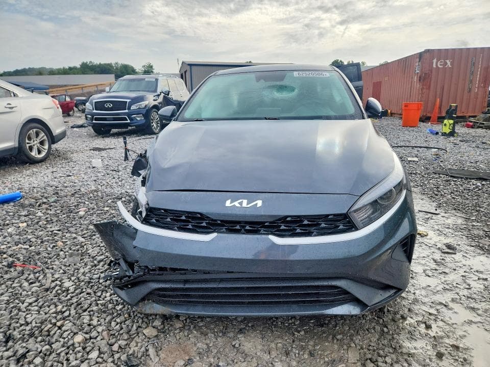 2023 KIA FORTE LXS 5
