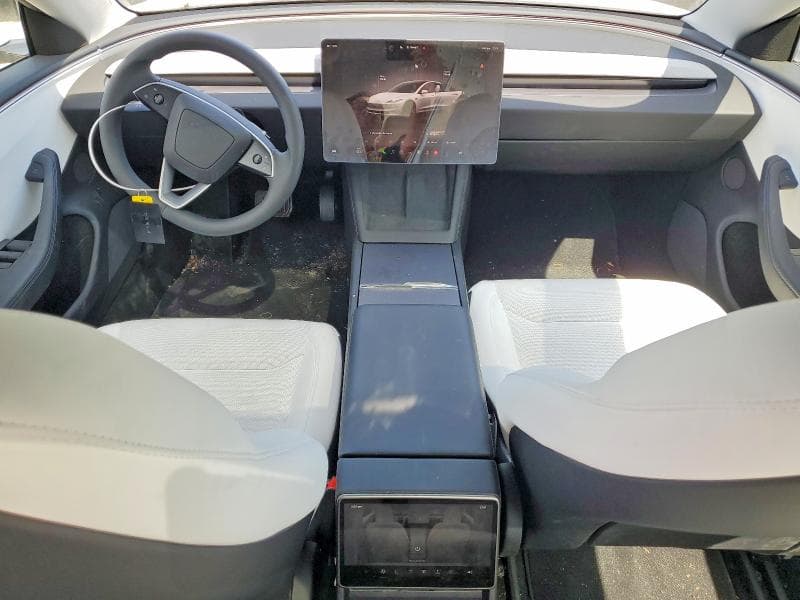 2026 TESLA MODEL 3 8