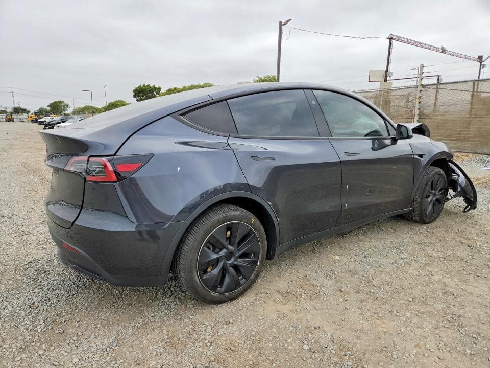2024 TESLA MODEL Y 3