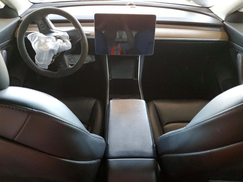 2020 TESLA MODEL 3 8