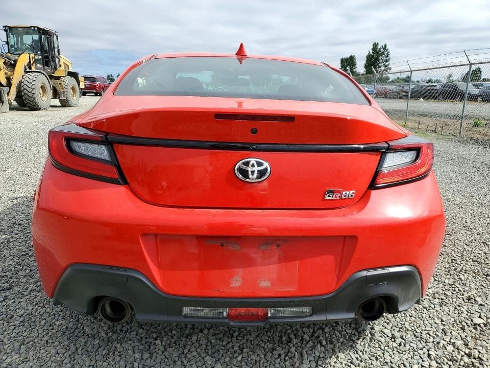 2023 TOYOTA GR86 BASE 6