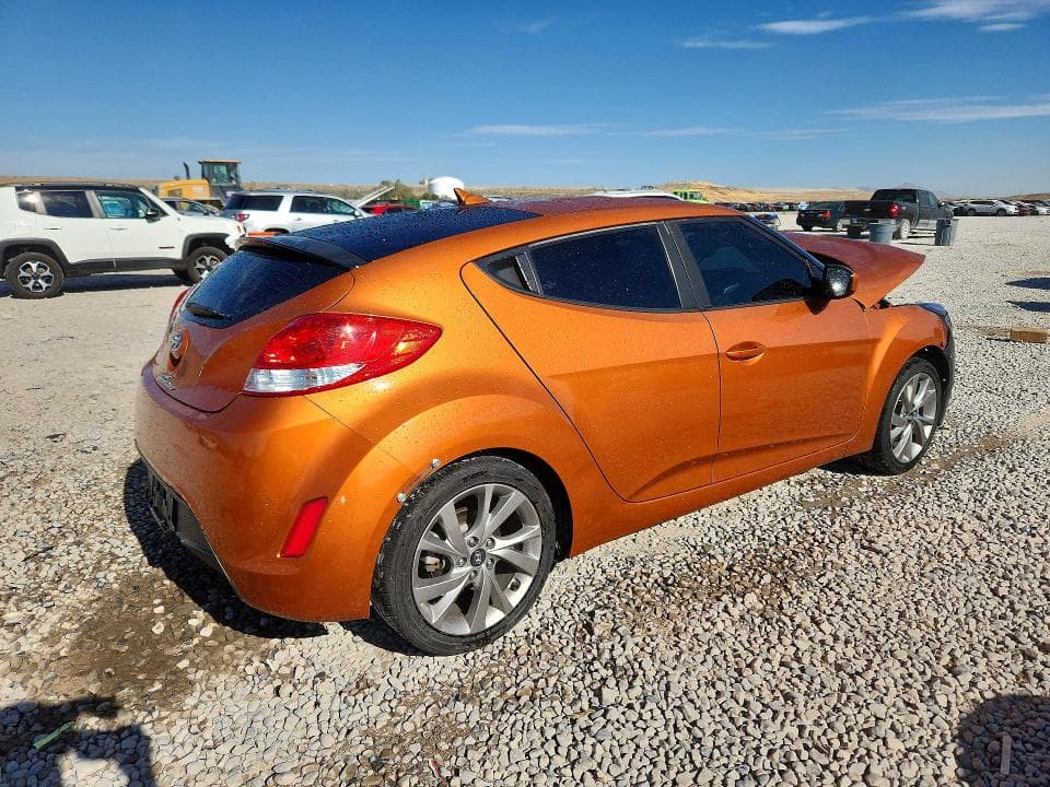 2017 HYUNDAI VELOSTER BASE 3