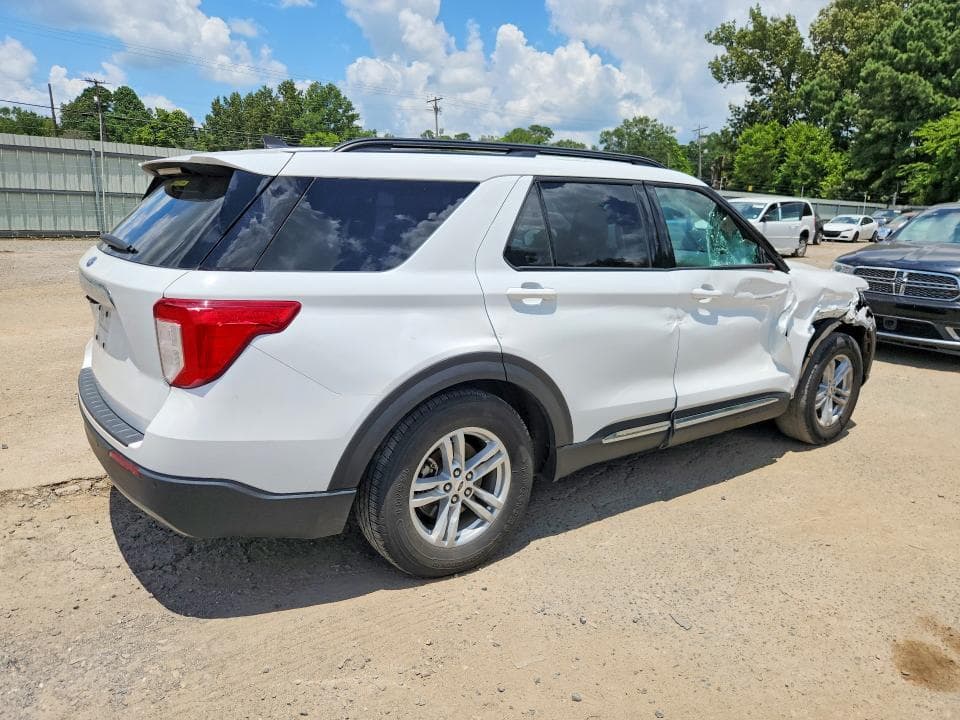 2023 FORD EXPLORER XLT 3