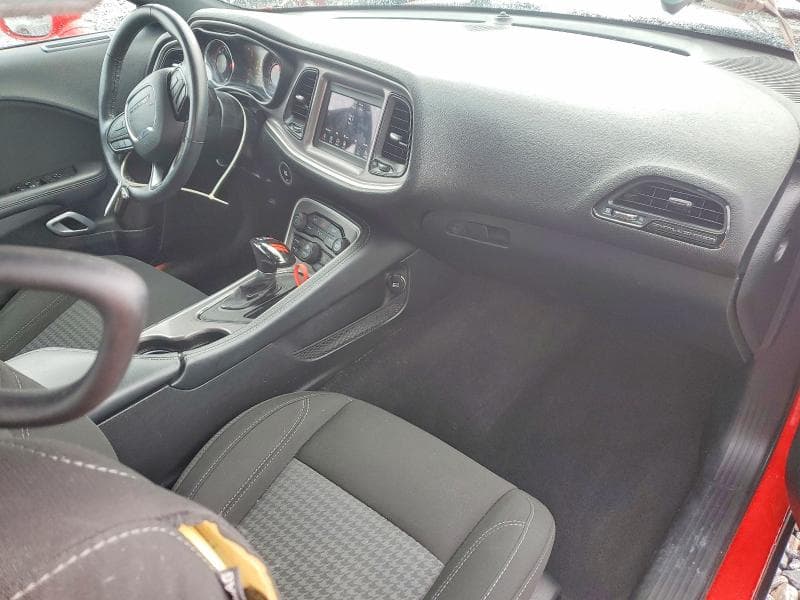 2022 DODGE CHALLENGER SXT 8