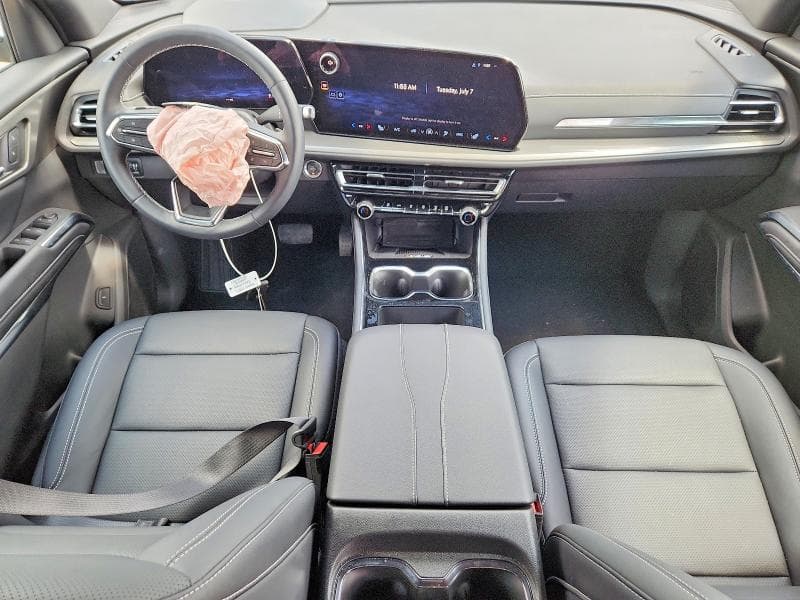 2026 CHEVROLET TRAVERSE LT 8