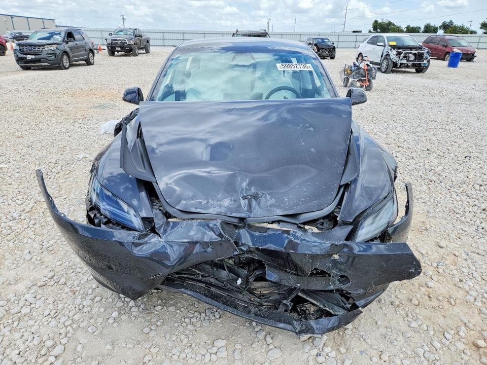 2026 TESLA MODEL 3 5