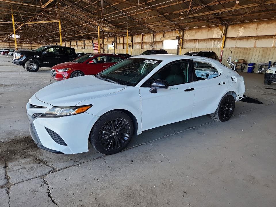 2020 TOYOTA CAMRY SE NIGHTSHADE - 1