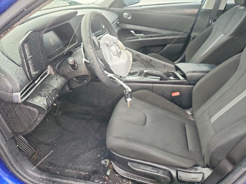 2024 HYUNDAI ELANTRA SE 7