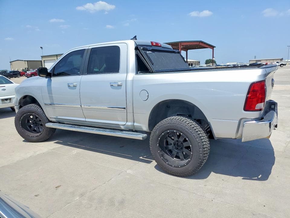2017 RAM 1500 SLT 2
