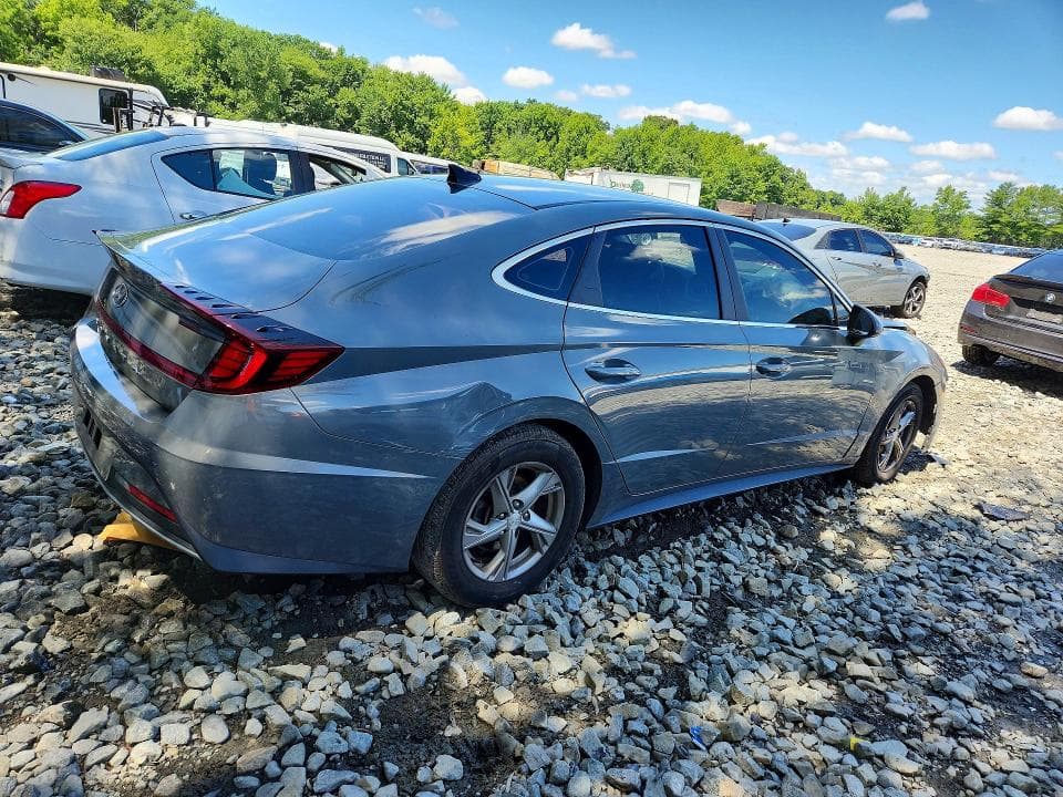 2021 HYUNDAI SONATA SE 3
