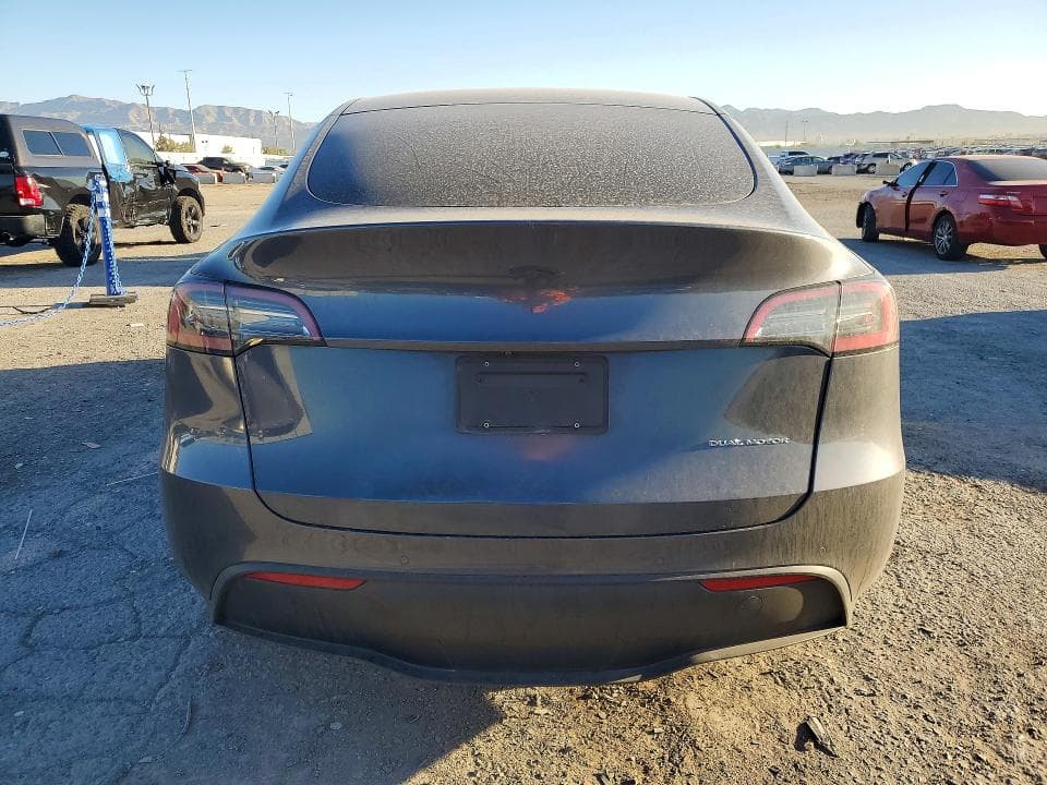 2021 TESLA MODEL Y 6