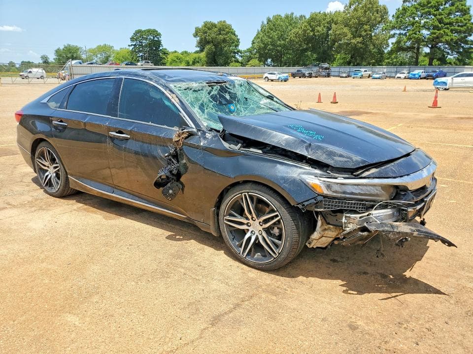 2021 HONDA ACCORD TOURING 4