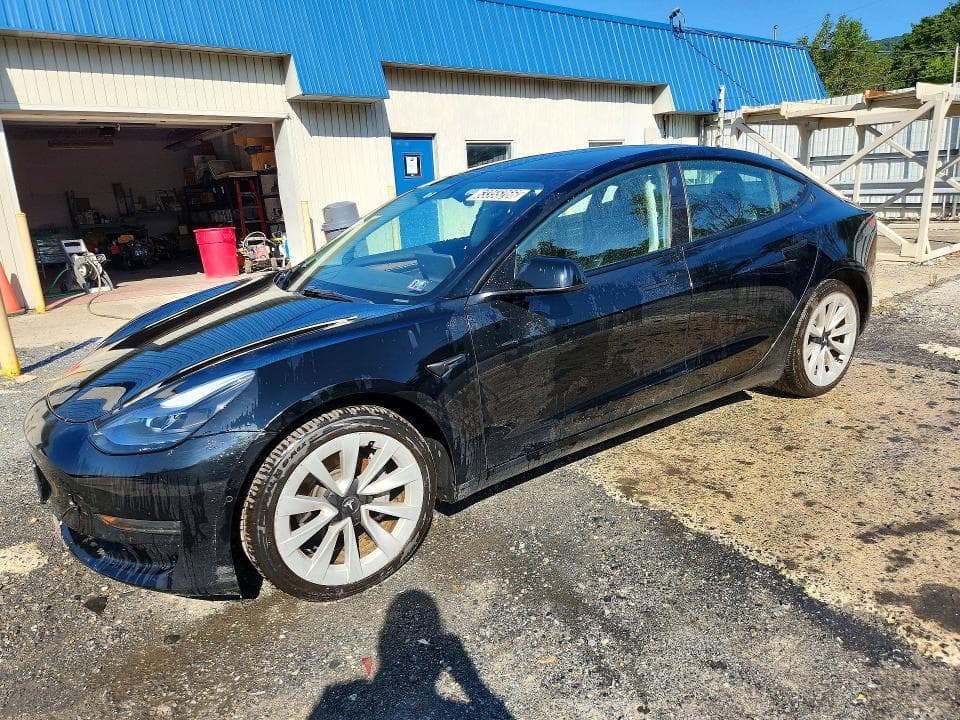 2022 TESLA MODEL 3 - 1