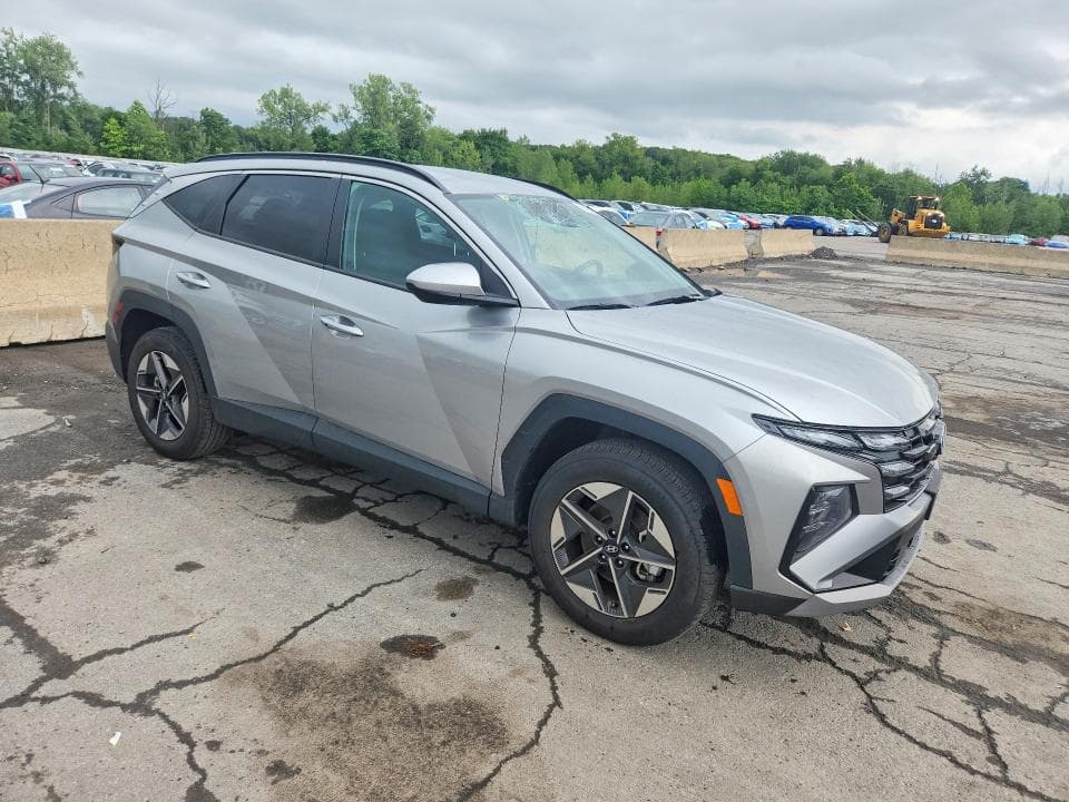 2026 HYUNDAI TUCSON SEL 4