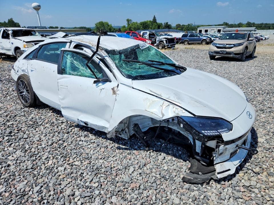 2025 HYUNDAI IONIQ 6 SEL 4