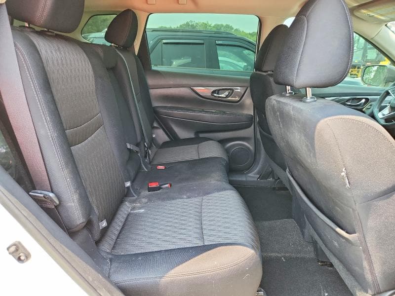 2017 NISSAN ROGUE S 11