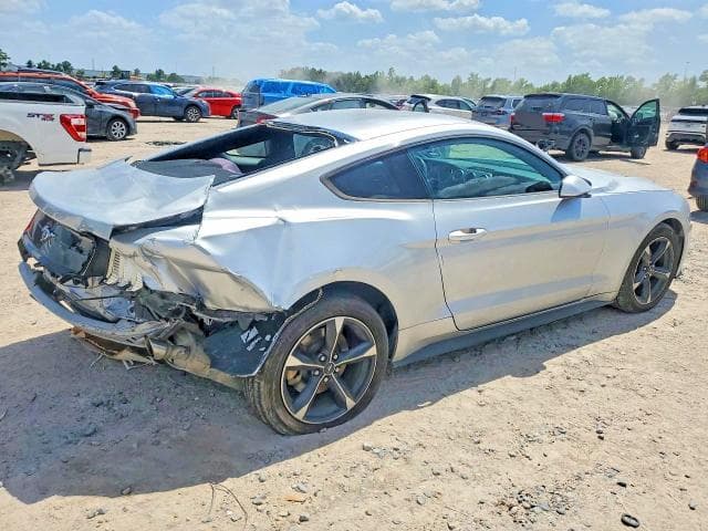 2018 FORD MUSTANG 3