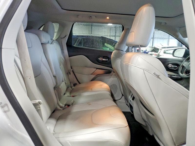2022 JEEP CHEROKEE LIMITED 11