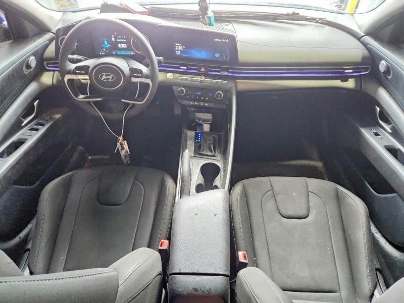 2024 HYUNDAI ELANTRA SEL 8