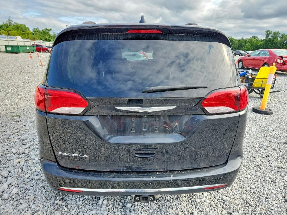 2017 CHRYSLER PACIFICA TOURING L 6