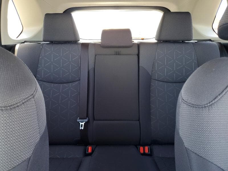 2023 TOYOTA RAV4 XLE 10