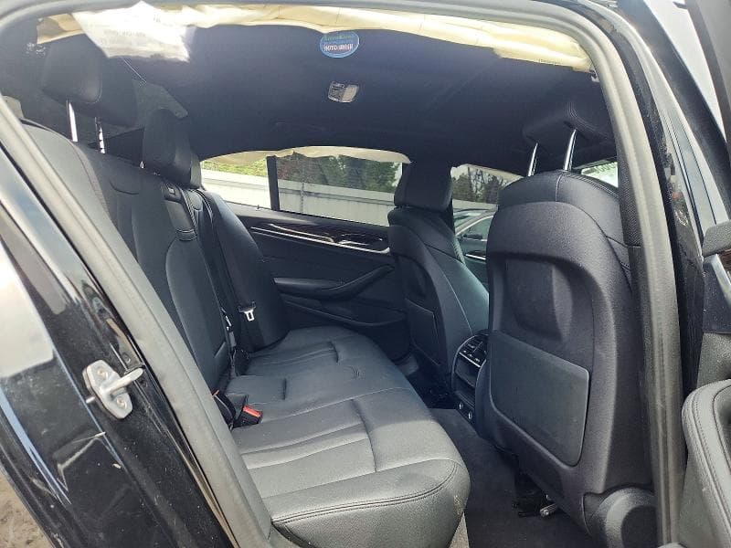 2018 BMW 530 XI 10